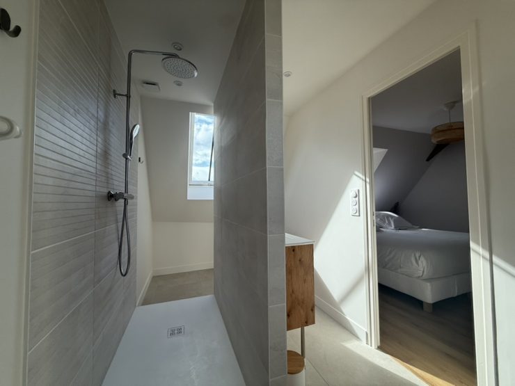 C5B7E41D-0FDA-4A51-8AB2-26BD14380105_1_105_c